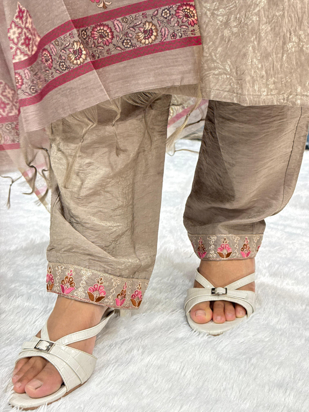 ROSEWESR BROWN KURTA SET