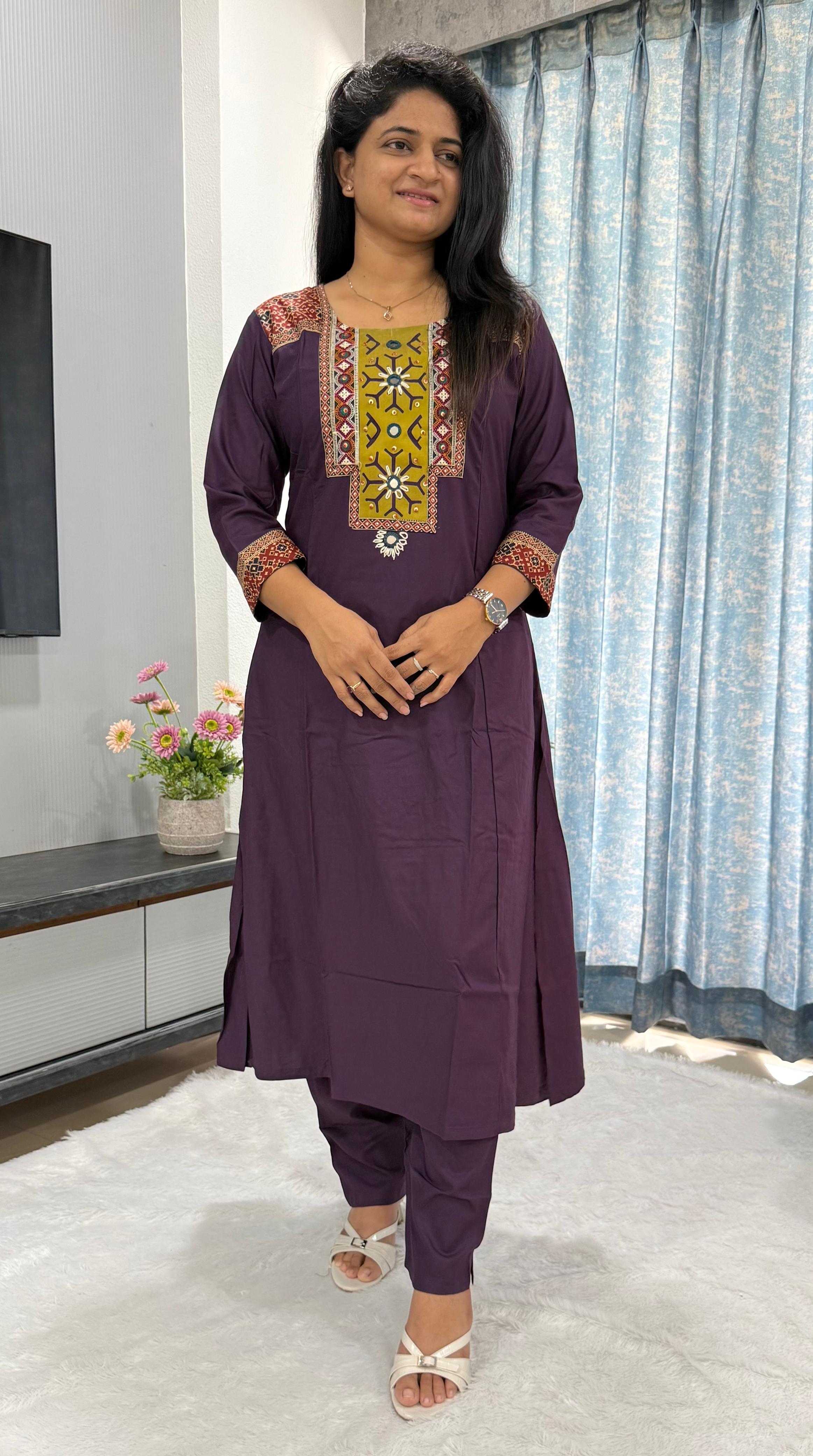 ROYAL AURA KURTA SET