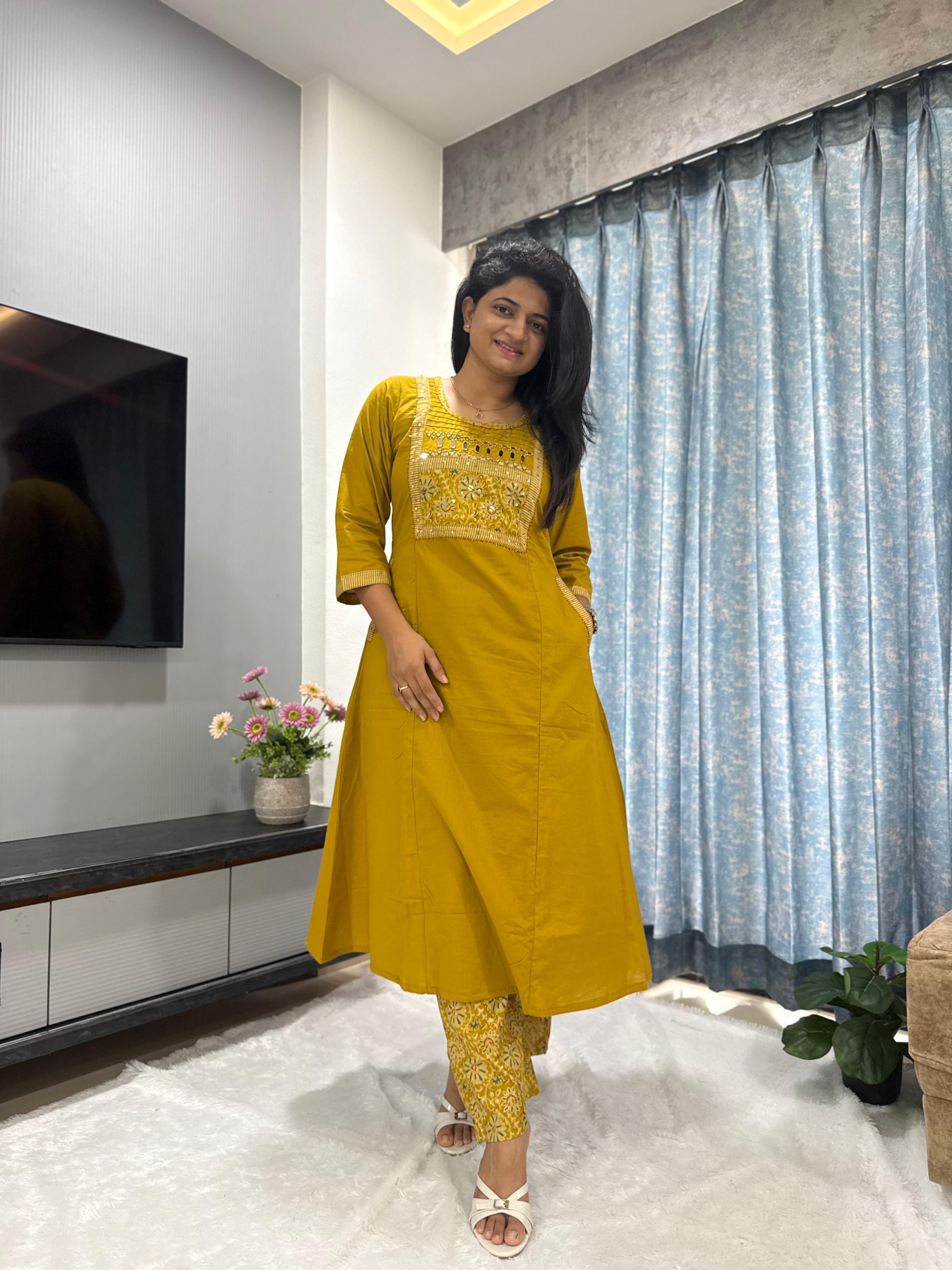 ZARIYA FLORl PREMIUM KURTA SET