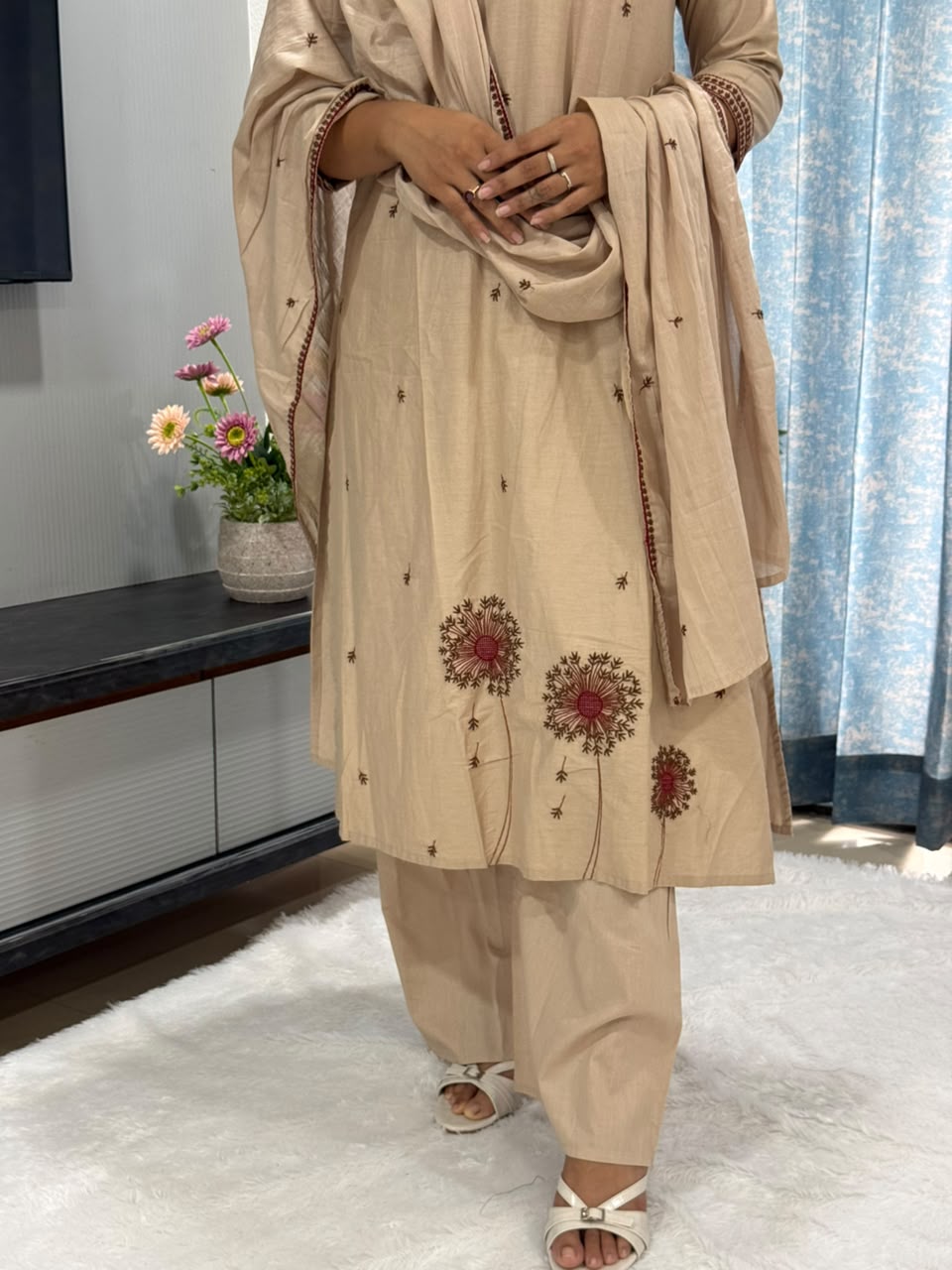 MIDNIGHT CREME EMBROIDERY KURTA SET