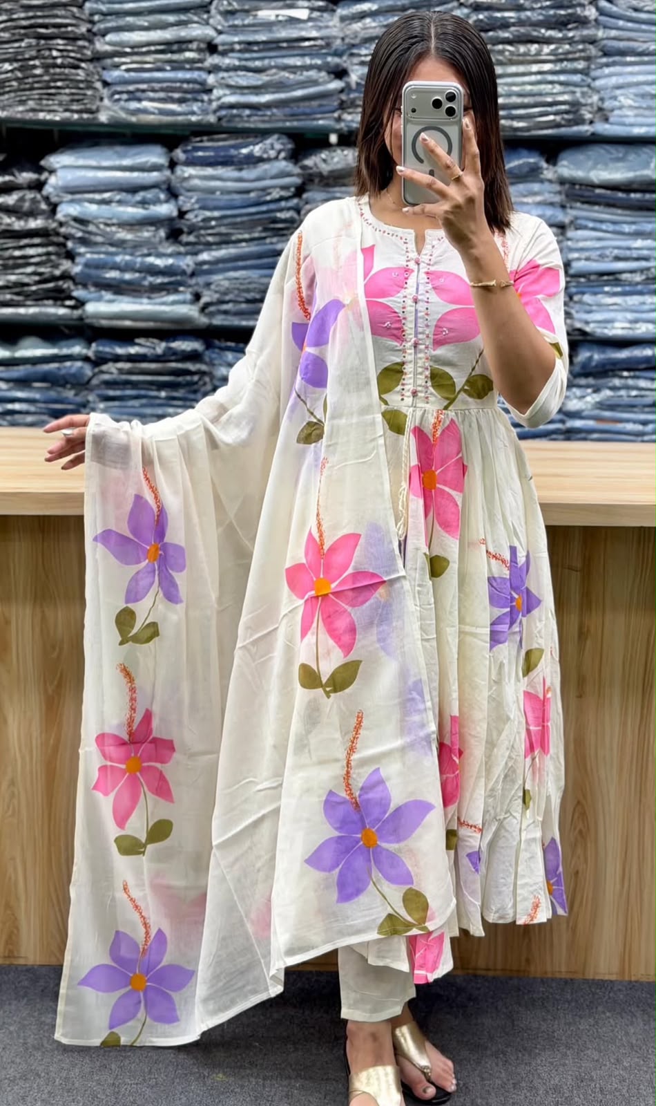 FLORAL PRINTED ANARKALI KURTA SET