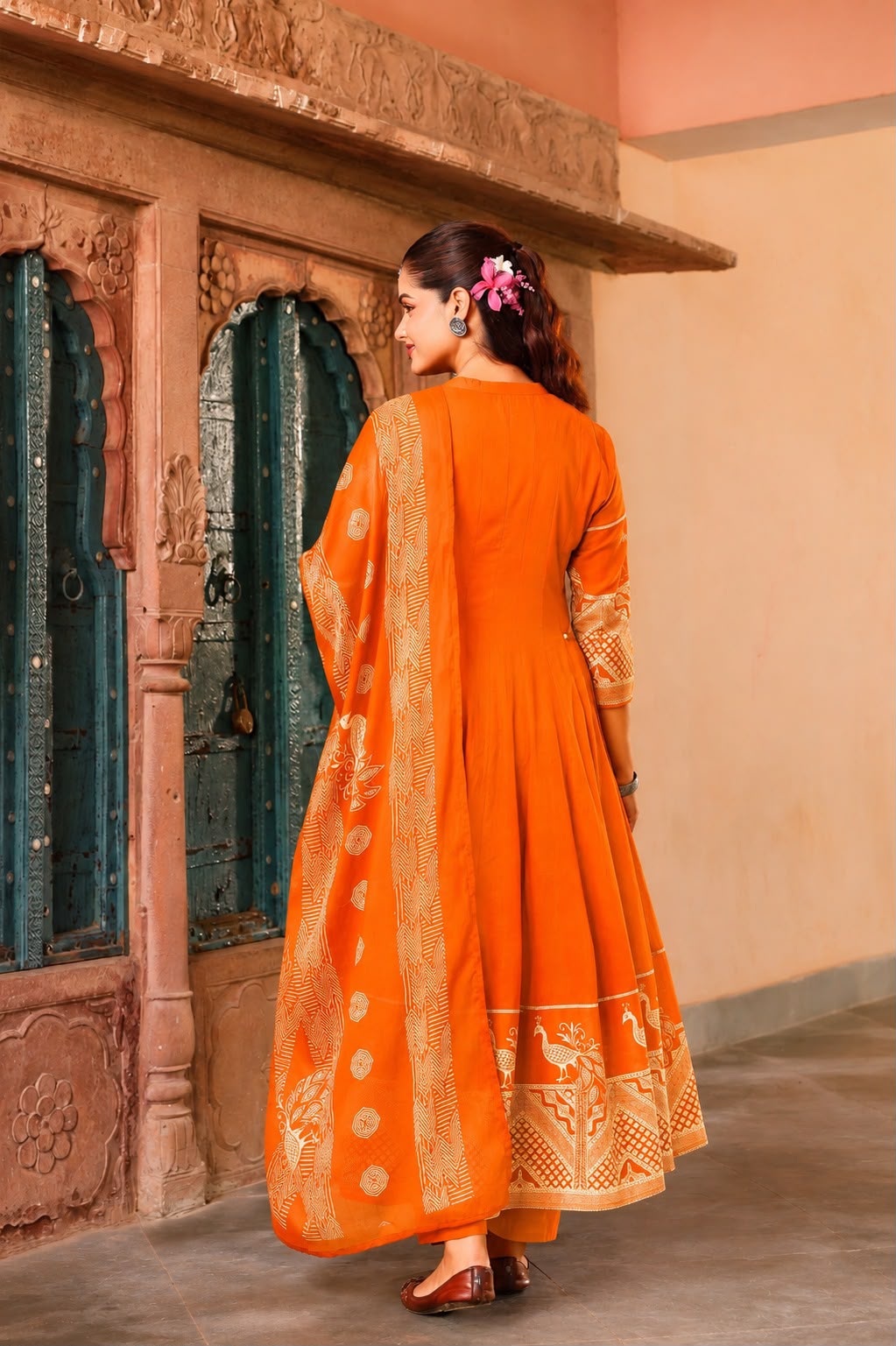 FLORAL PRINTED ANARKALI KURTA SET