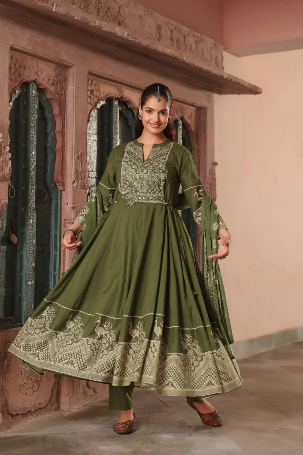 FLORAL PRINTED ANARKALI KURTA SET