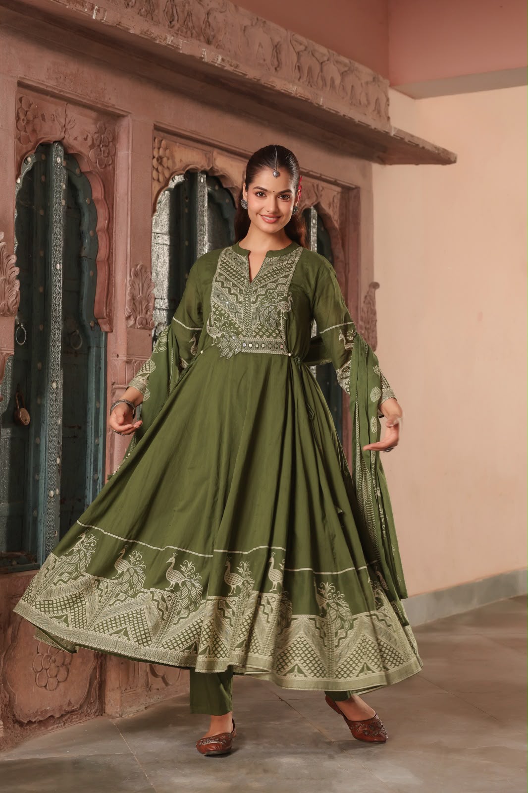 FLORAL PRINTED ANARKALI KURTA SET