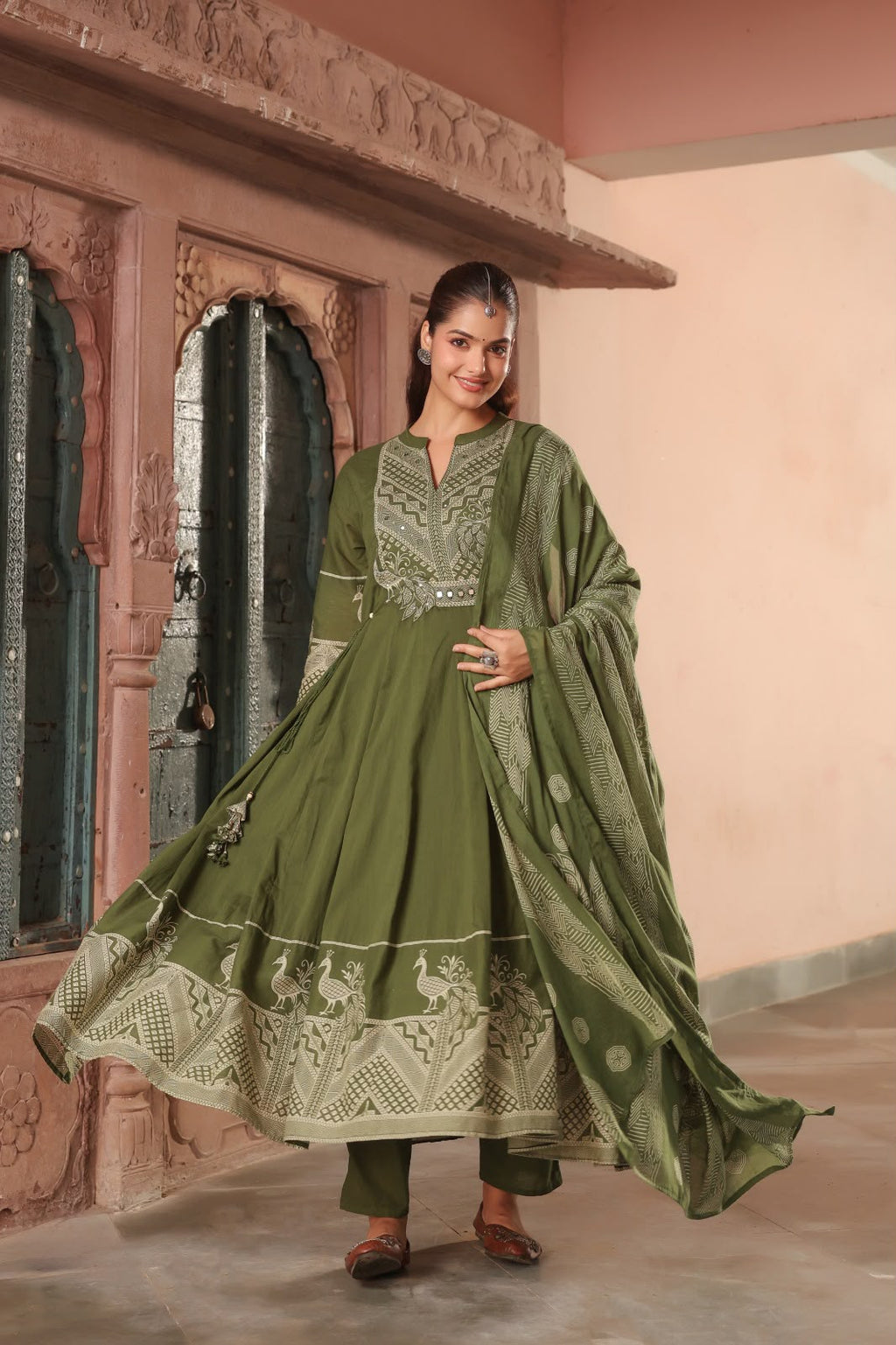 FLORAL PRINTED ANARKALI KURTA SET