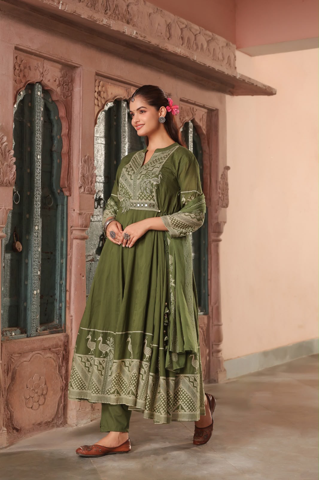 FLORAL PRINTED ANARKALI KURTA SET