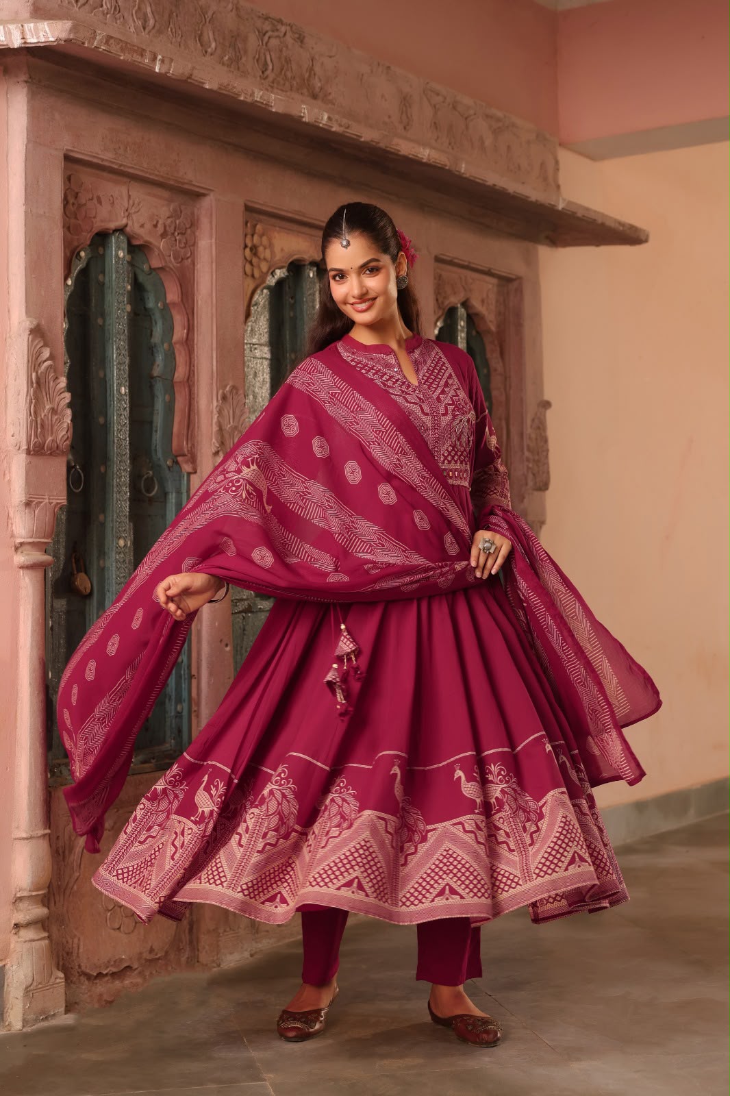 FLORAL PRINTED ANARKALI KURTA SET